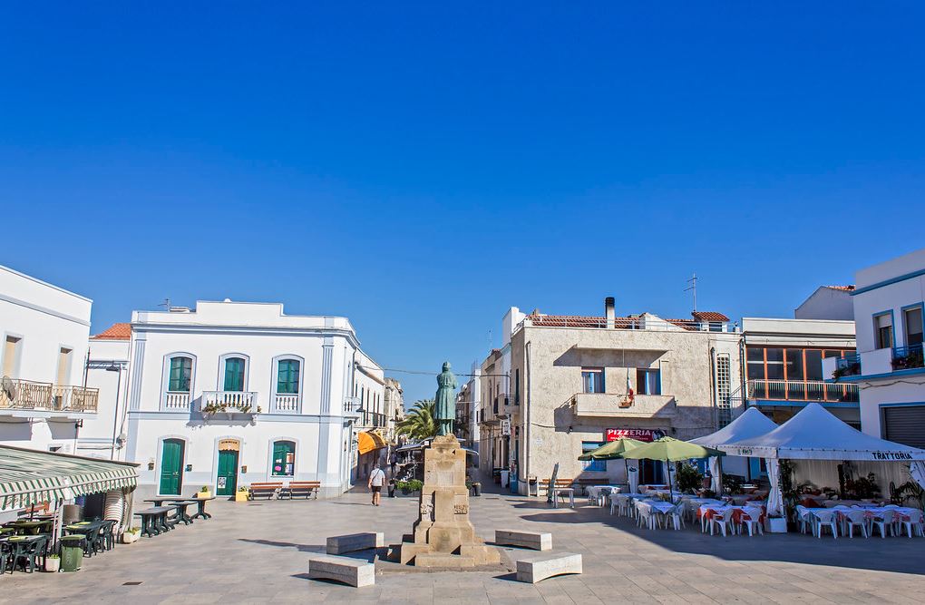 Piazza Pietro Belli 1